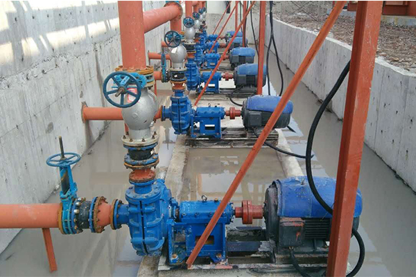 多用途泥漿泵安裝現場