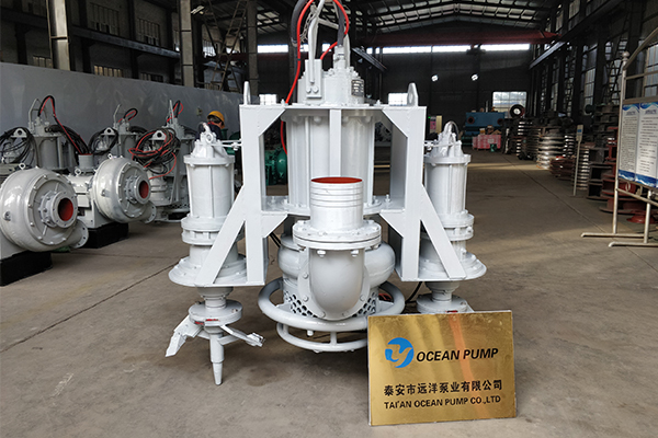 小型抽沙機安裝兩側(cè)攪拌裝置